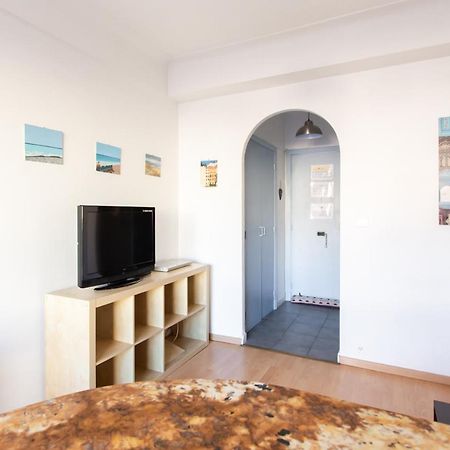 Nice Center - Bright Studio Balcony Wifi & Aircon Appartement Buitenkant foto