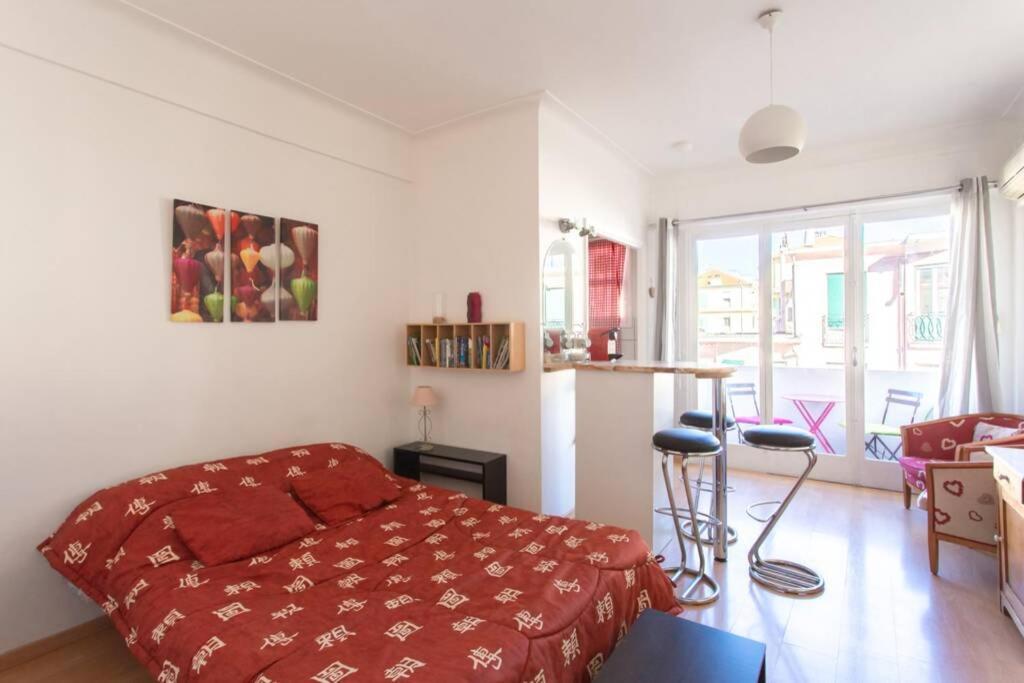 Nice Center - Bright Studio Balcony Wifi & Aircon Appartement Buitenkant foto