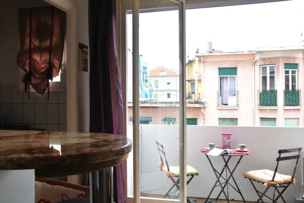 Nice Center - Bright Studio Balcony Wifi & Aircon Appartement Buitenkant foto