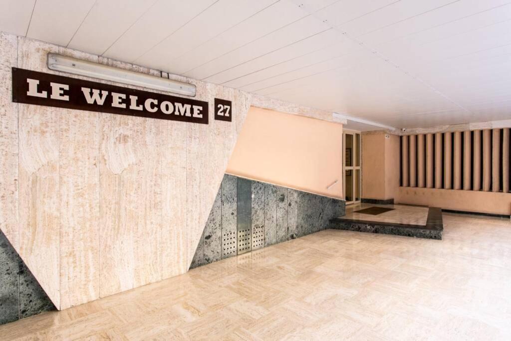 Nice Center - Bright Studio Balcony Wifi & Aircon Appartement Buitenkant foto