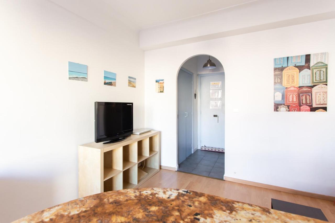 Nice Center - Bright Studio Balcony Wifi & Aircon Appartement Buitenkant foto