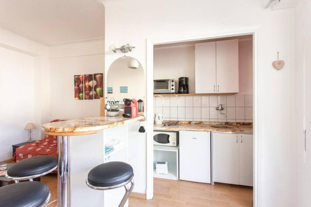 Nice Center - Bright Studio Balcony Wifi & Aircon Appartement Buitenkant foto